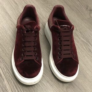 Alexander McQueen Exaggerated sole Sneakers 38
